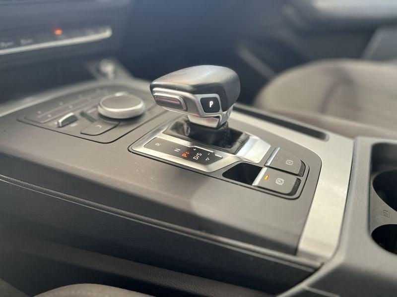 Audi Q5 40 TDI quattro S tronic Business