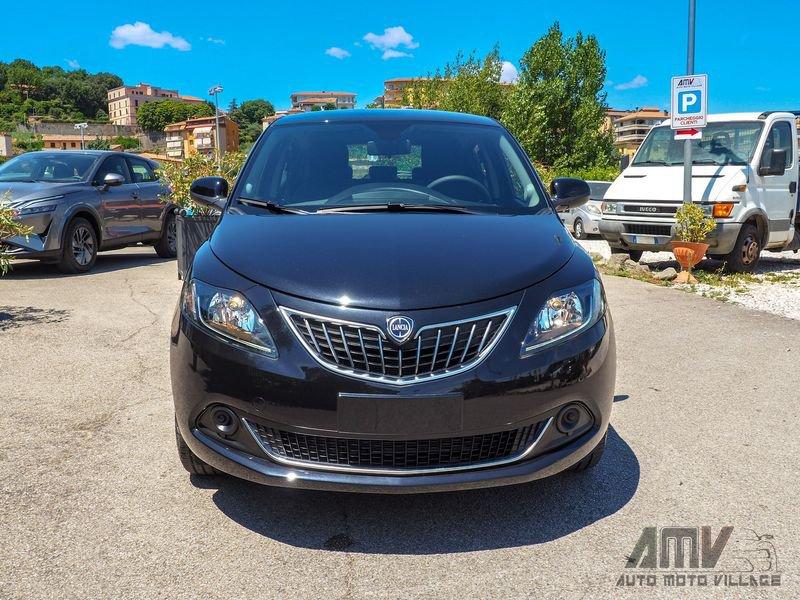 Lancia Ypsilon 1.0 FireFly 5 porte S&S Hybrid Platino