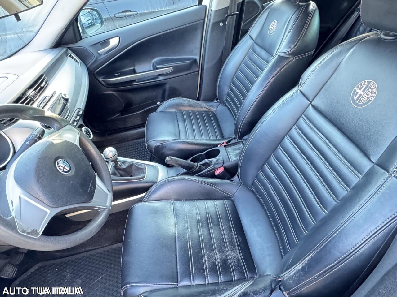 ALFA ROMEO GIULIETTA 1.6 SPORT INTERNI IN PELLE