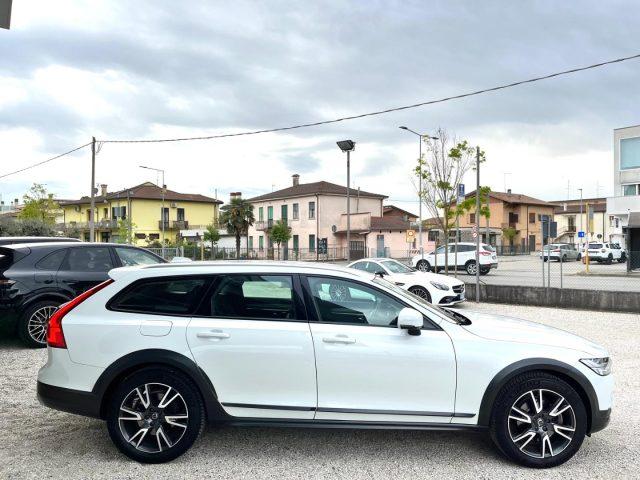 VOLVO V90 Cross Country D4 AWD Geartronic Business Plus