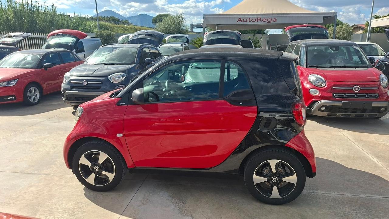 Smart ForTwo 1.0 BENZINA Automatica