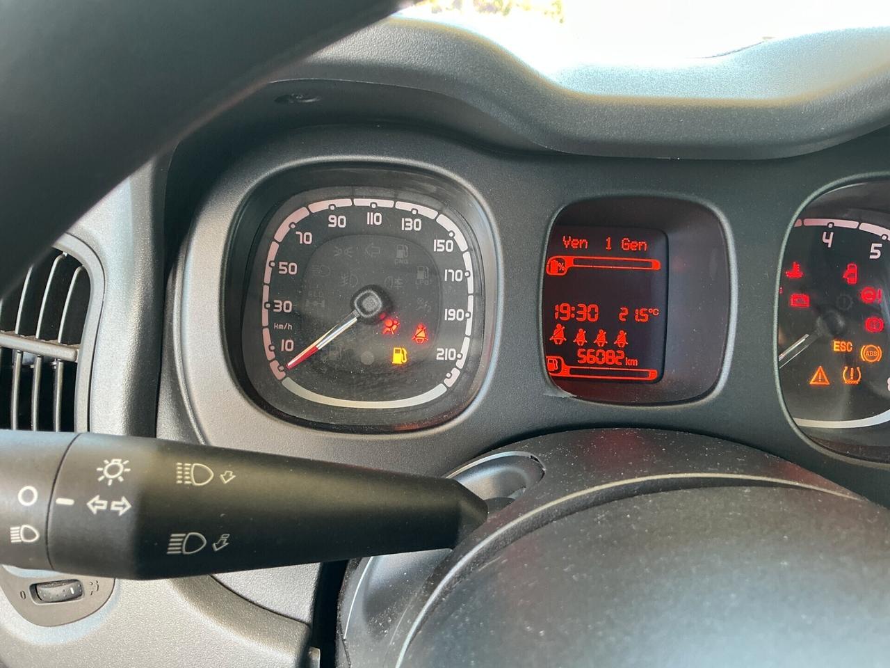 Fiat Panda 1.0 FireFly S&S Hybrid Garmin