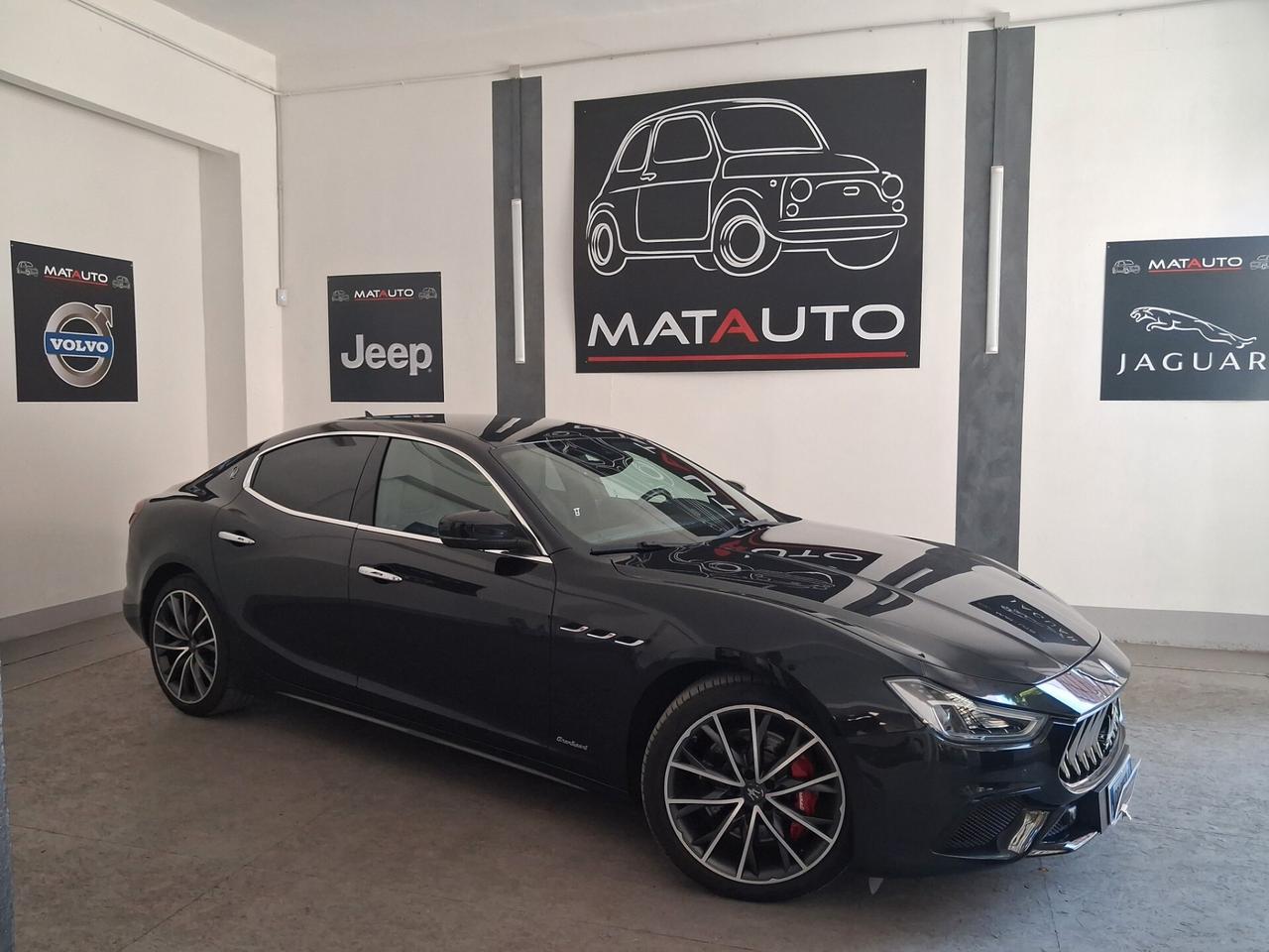 Maserati Ghibli V6 430 CV Q4 Granlusso