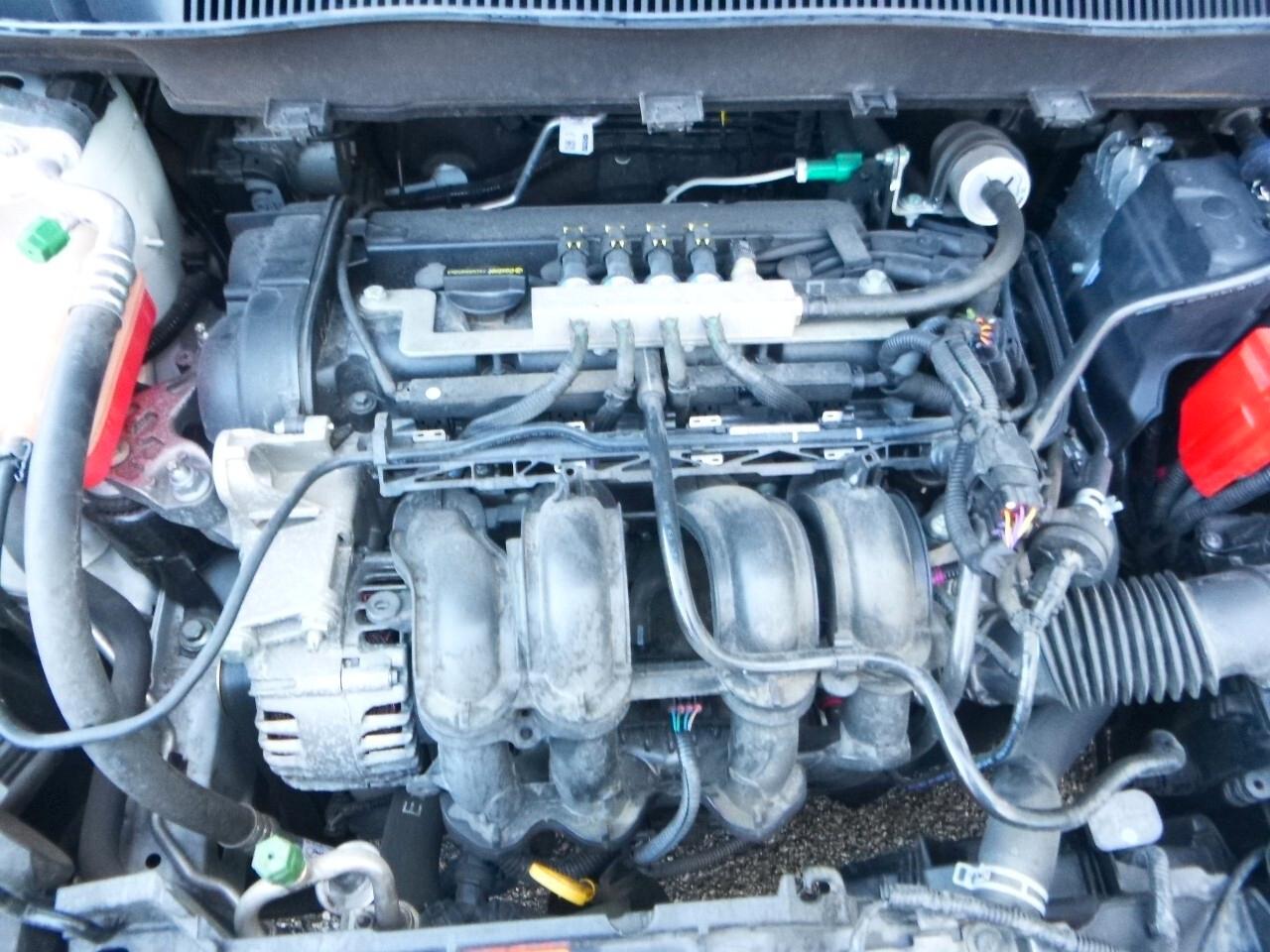 Ford B-Max 1.4 90 CV GPL Titanium NEOPATENTATI