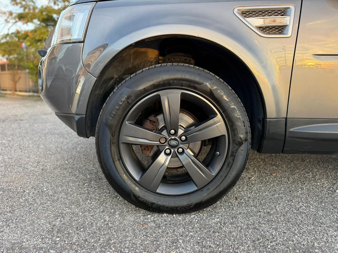 LAND ROVER Freelander 2.2 TD4 S.W. XS E. TD4