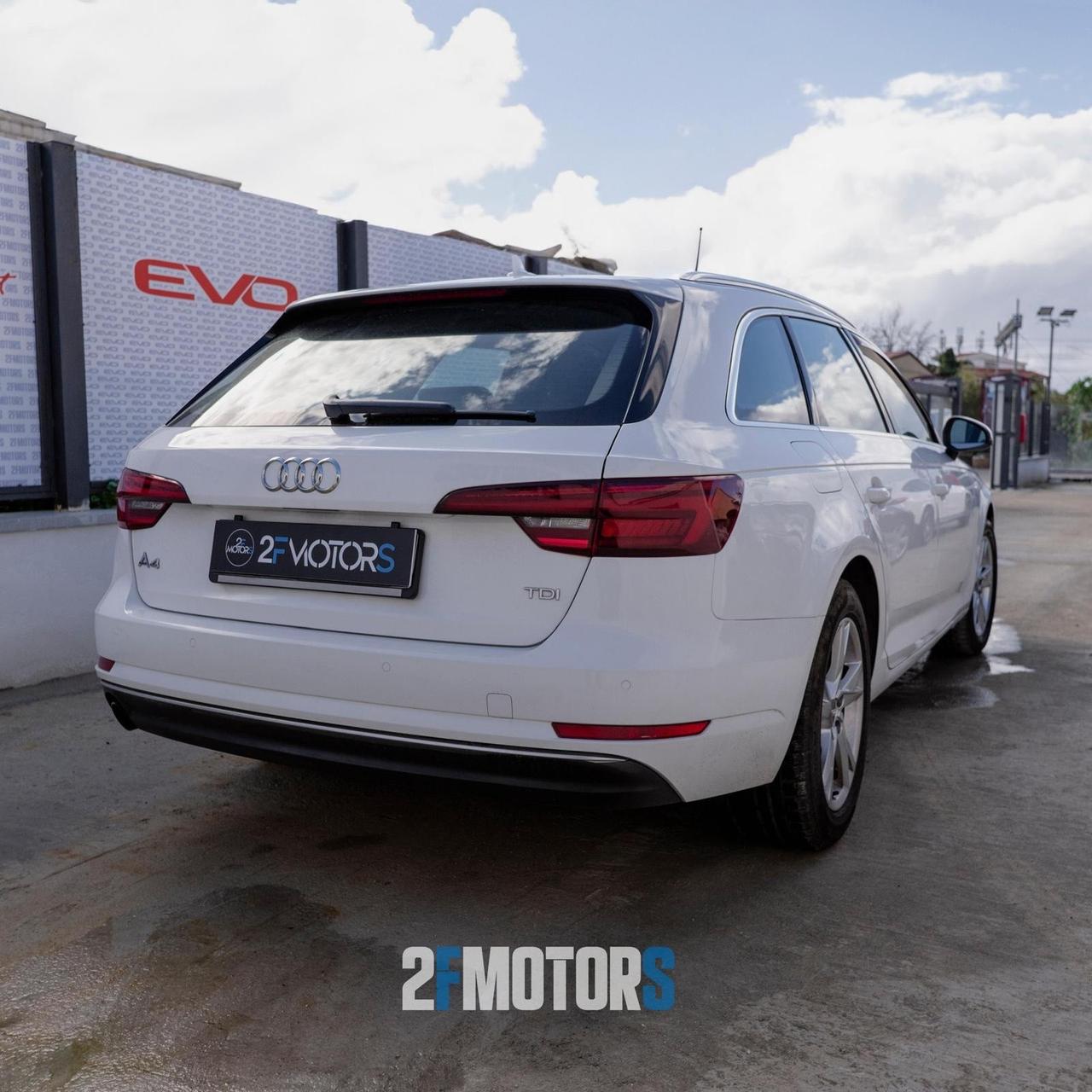 AUDI A4 Avant 2.0 TDI 122 CV Business Sport