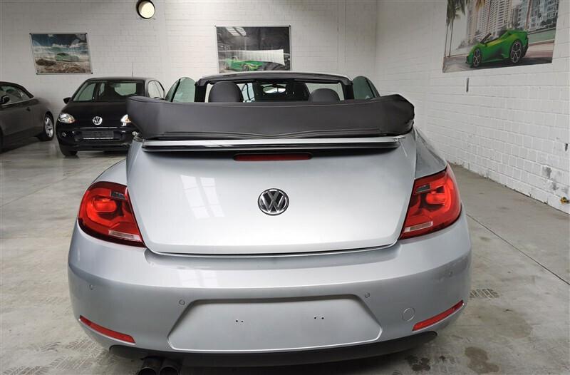 Volkswagen Maggiolino Cabrio 1.2 TSI Design !!! KM 76.800 !!!