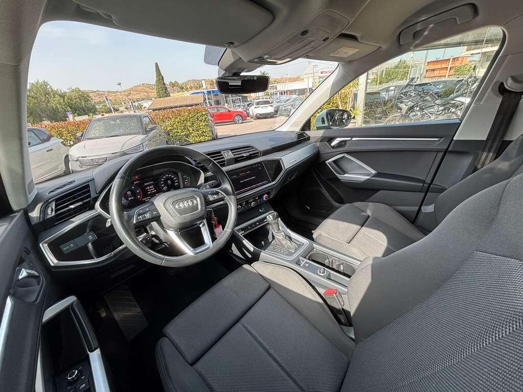 Audi Q3 35 TDI S tronic line edition IVA ESPOSTA Tua a solo 249 Euro al mese