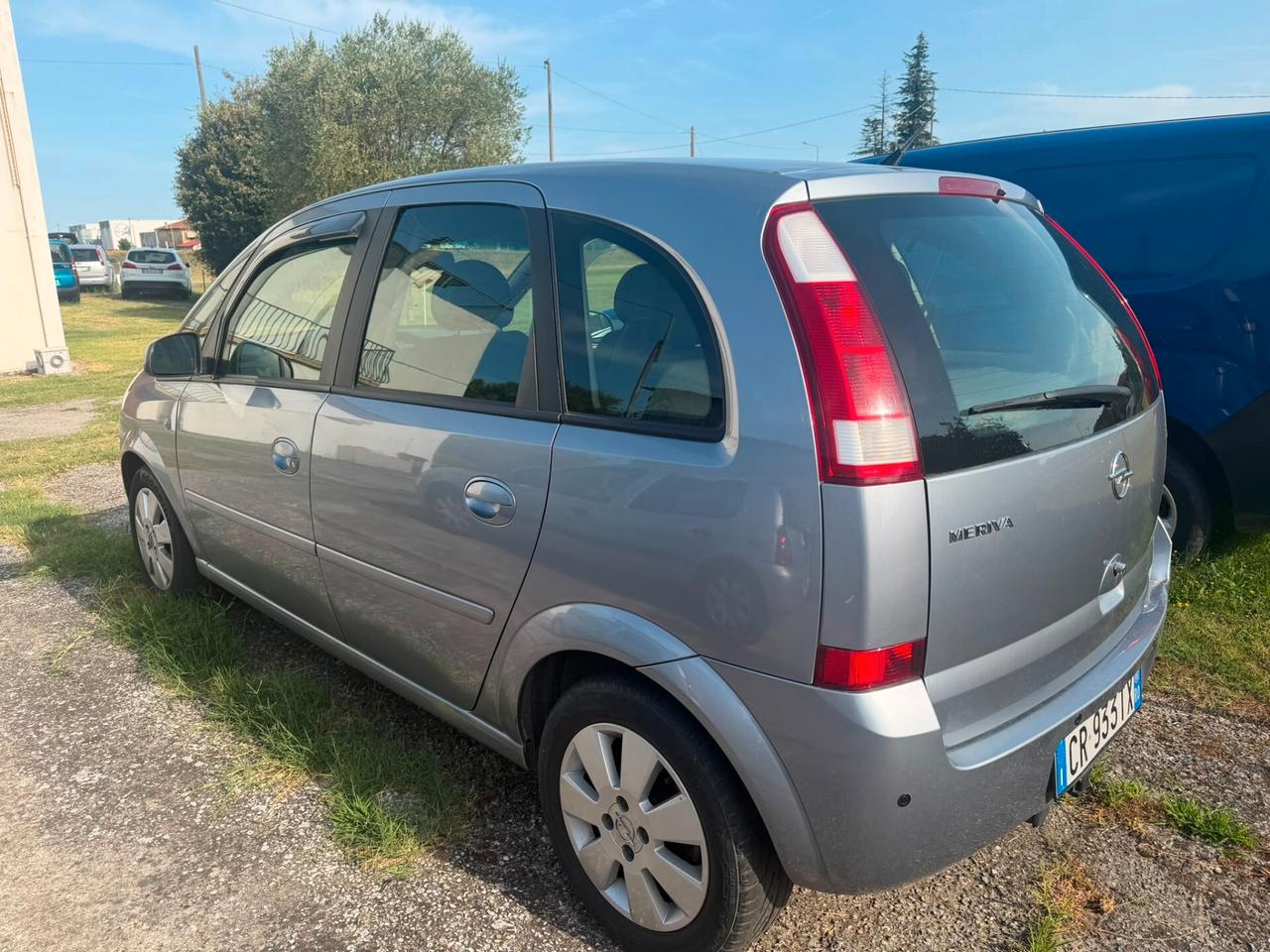 GPL !! GANCIO TRAINO Opel MERIVA 20 euro 500 km