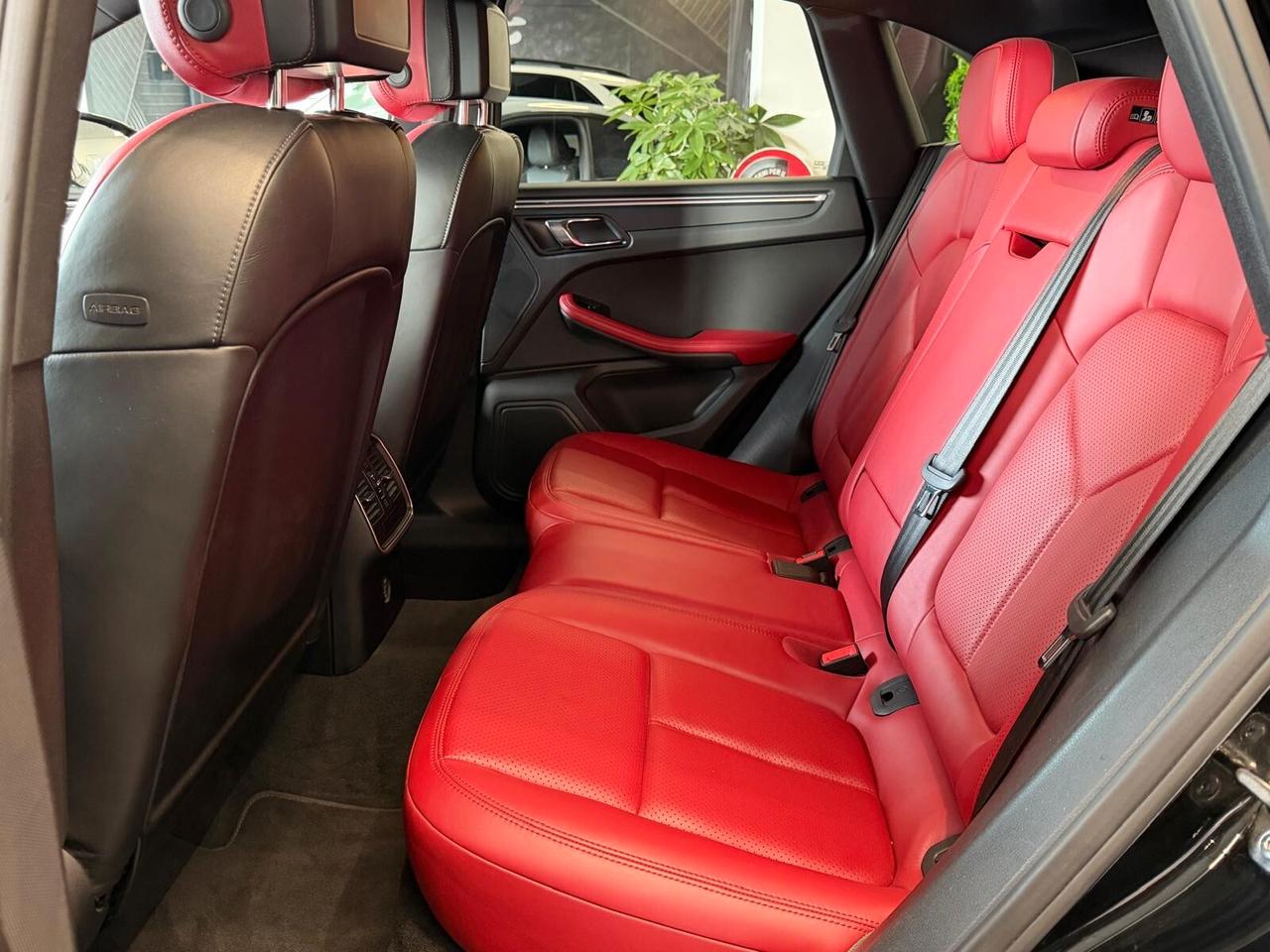 PORSCHE MACAN 2.0 BENZINA 252CV PDK PELLE NAVI CAM ANNO 2017