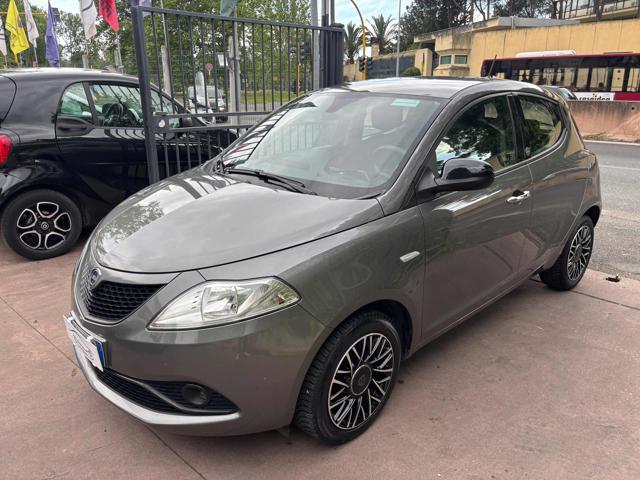 LANCIA Ypsilon 1.2 69 CV 5 porte GPL Ecochic Gold