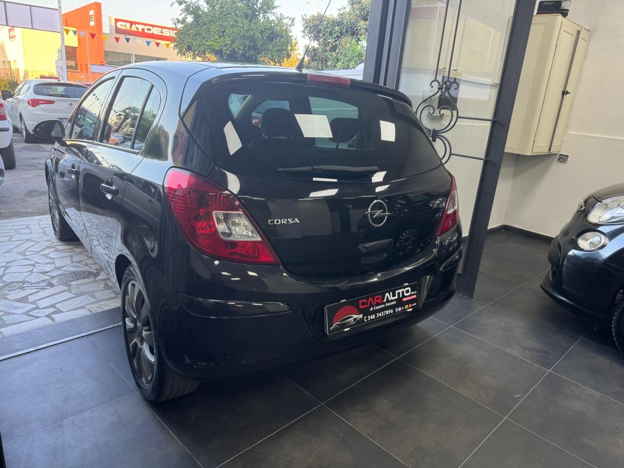 Opel Corsa 1.2 5 porte Cosmo