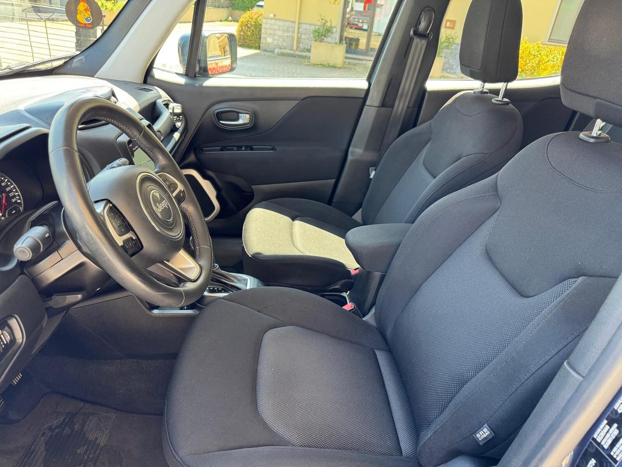 Jeep Renegade 1.6 Mjt DDCT 120 CV Business