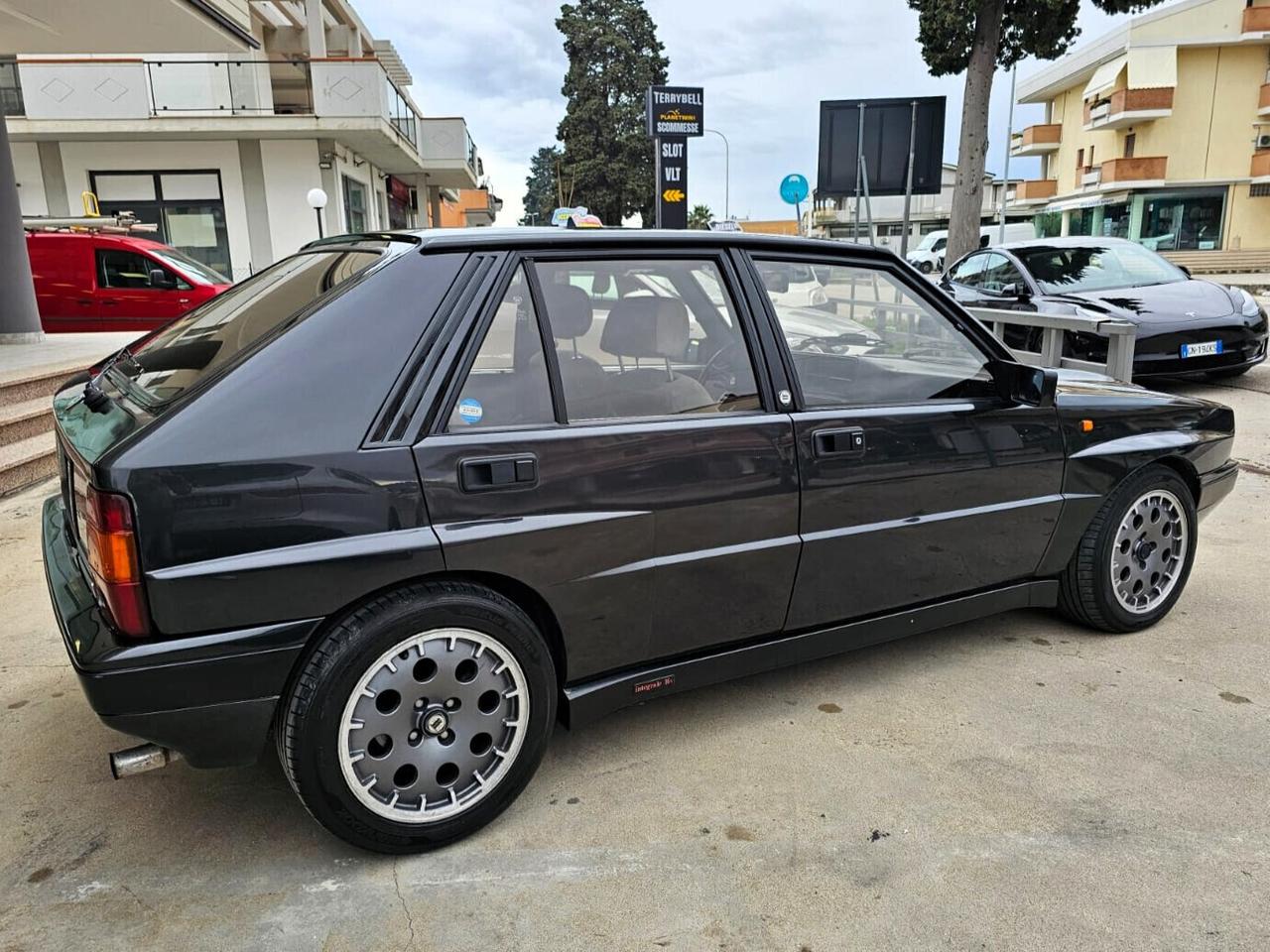 Lancia Delta 2.0i.e. turbo 16V HF integrale