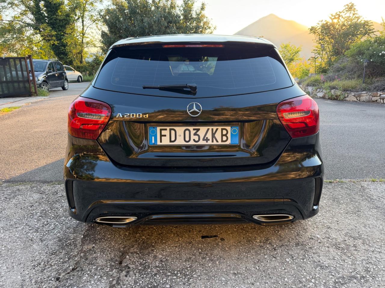 Mercedes-benz A 200 d Premium. AMG