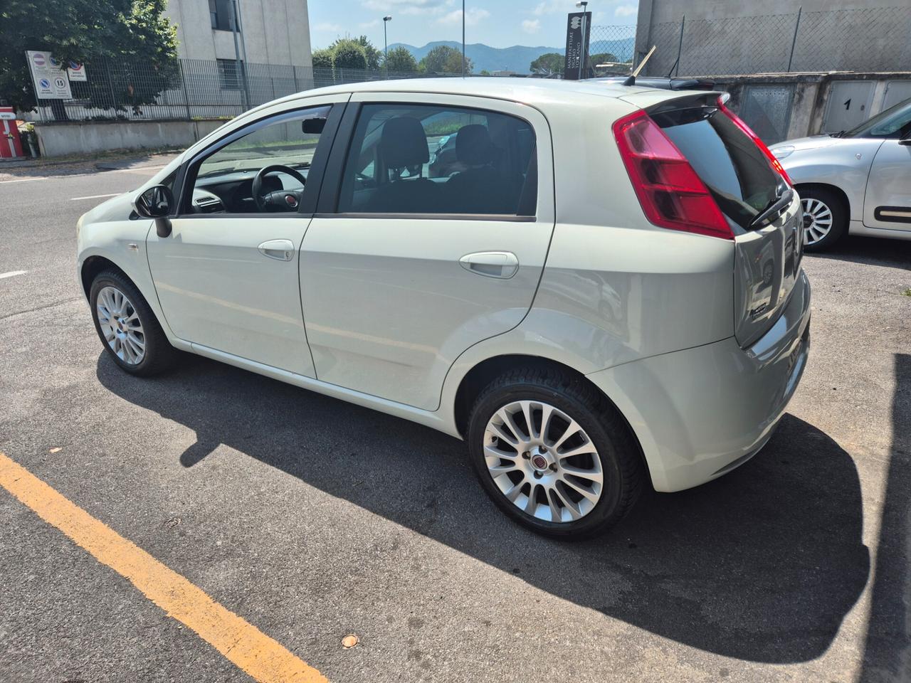 Fiat Grande Punto 1.4 5 porte Active Natural Power