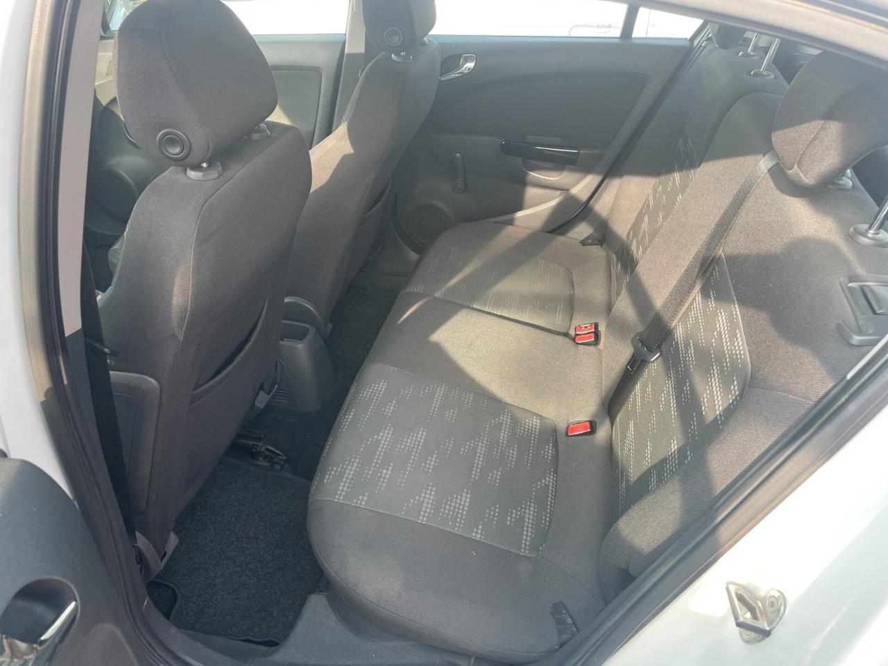 Opel Corsa 1.2 85CV 5 porte GPL