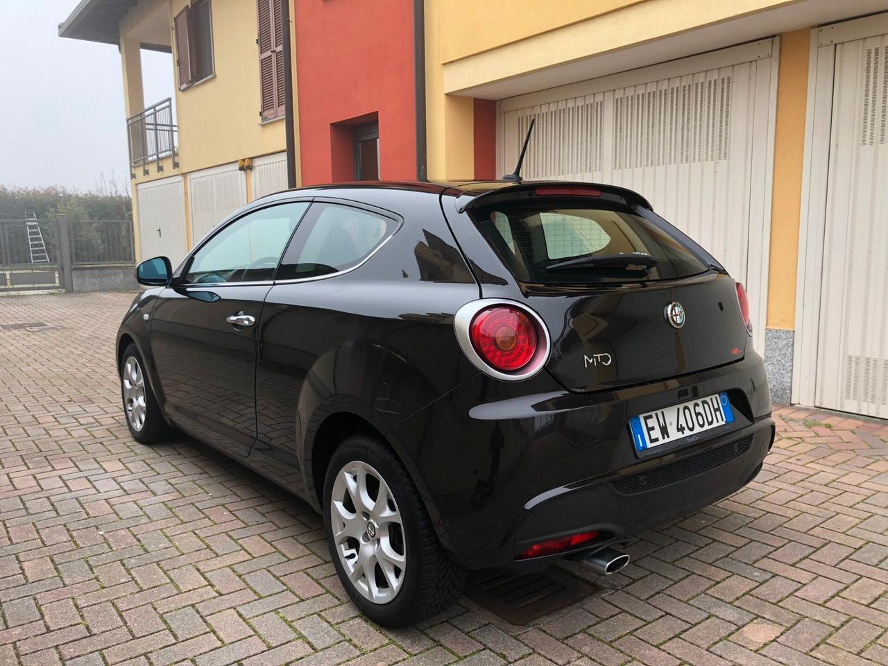 Alfa Romeo Mito MY14 1.3cc JTDm 85CV-62kW "S&S Distinctive"