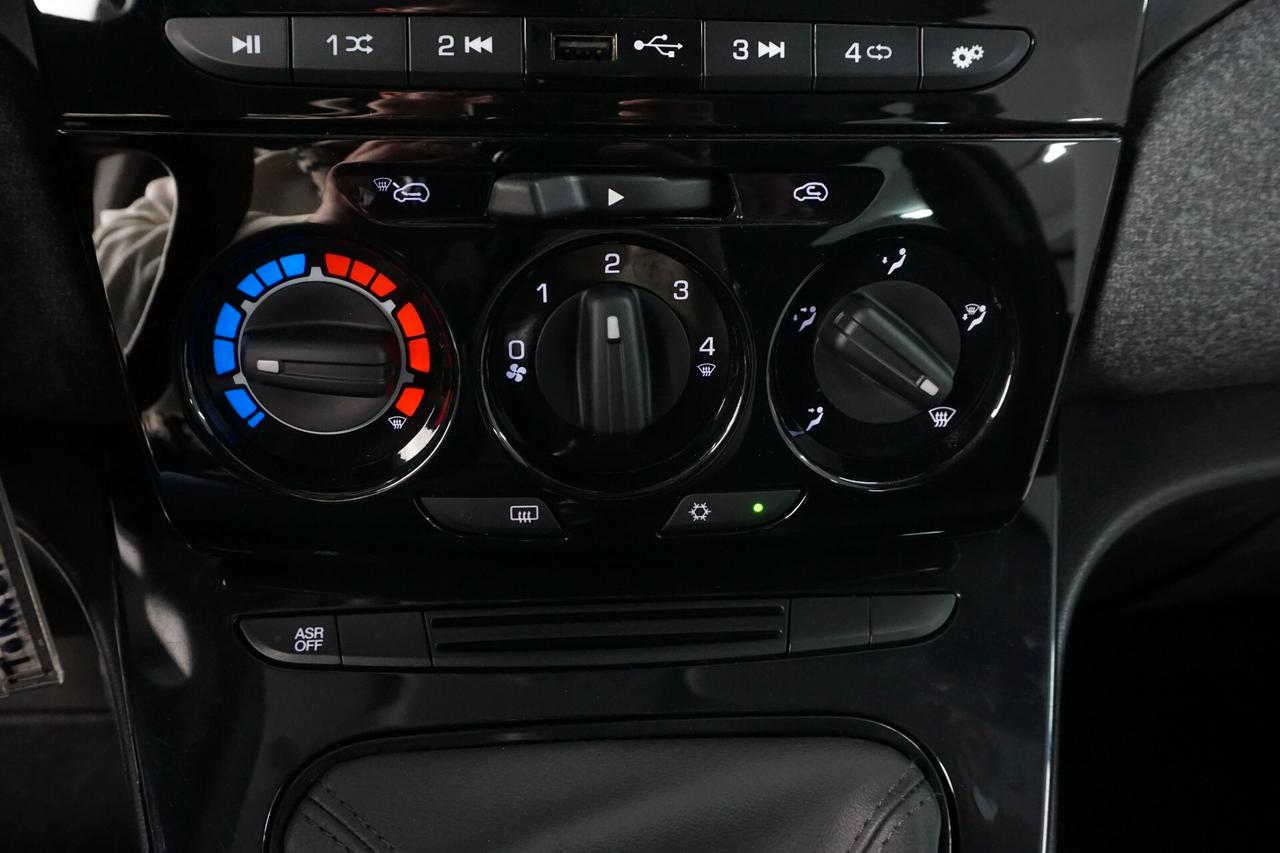 Lancia Ypsilon 1.0 FireFly 5 porte S&S Hybrid Silver