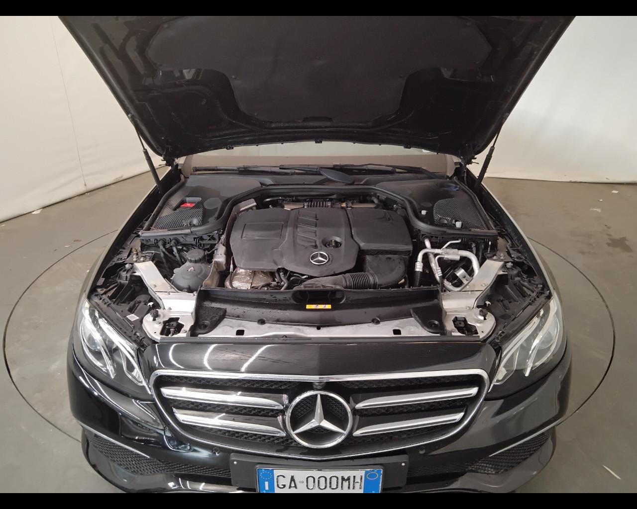 Mercedes-Benz Classe E - S213 SW - E SW 220 d Business Sport auto