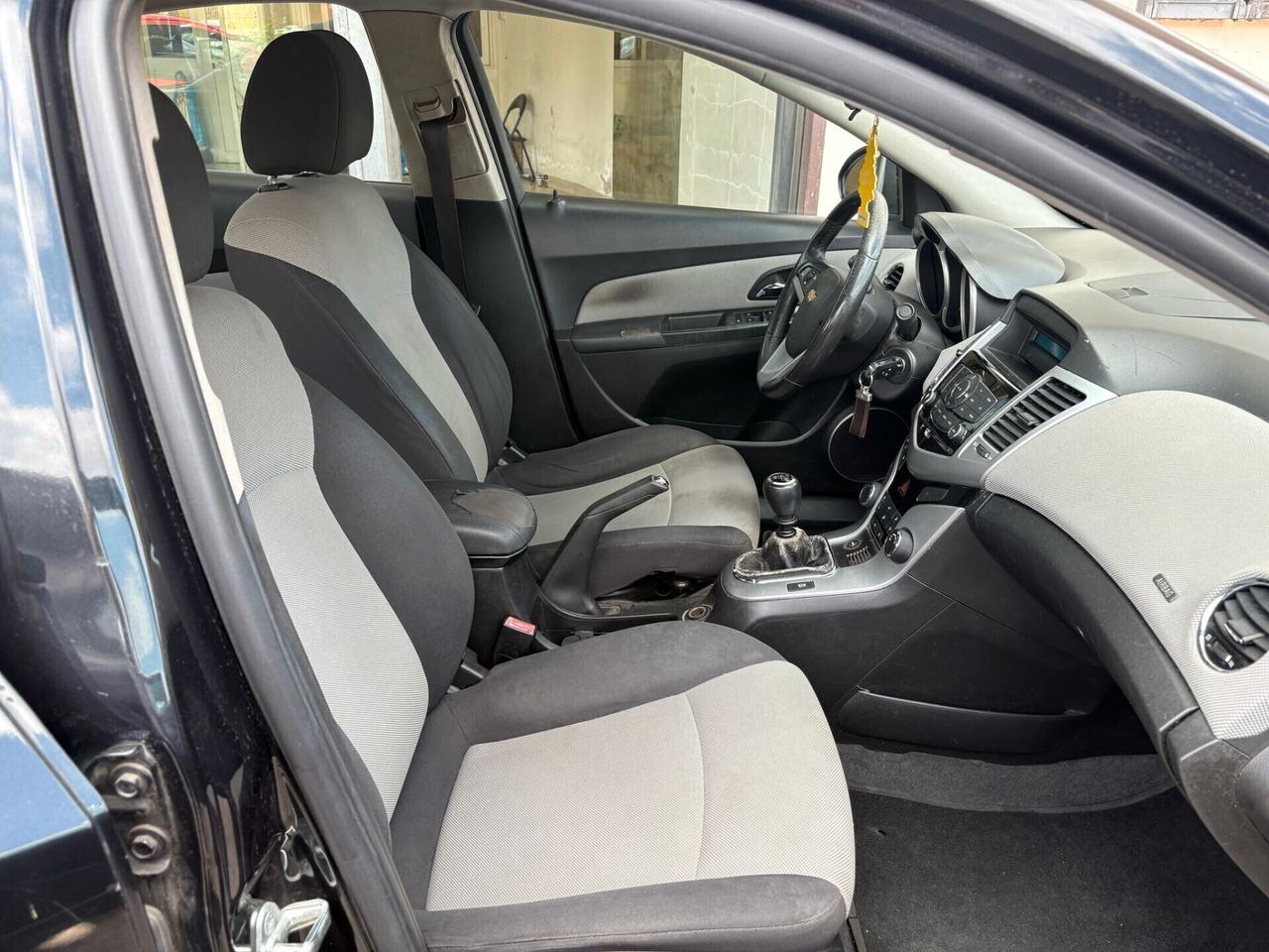 Chevrolet Cruze 1.8 5 porte LT GPL