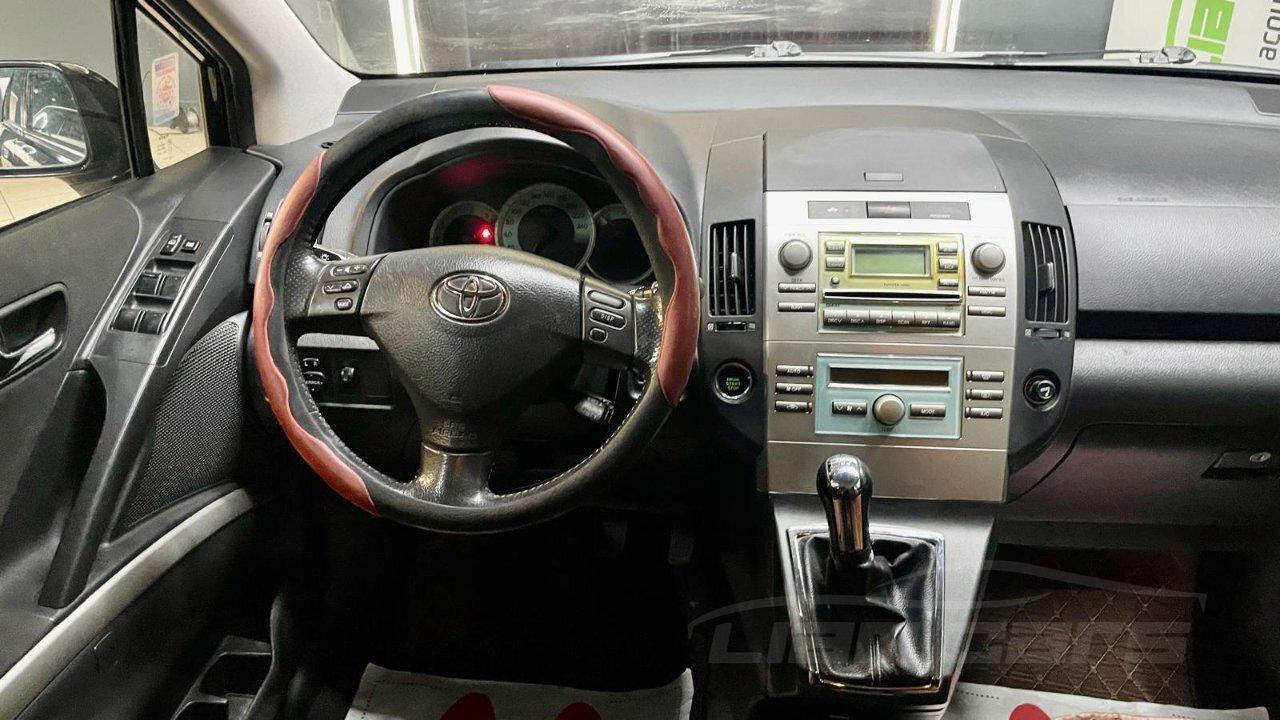 Toyota Corolla Verso 2.2 d-4d 177cv 5p.ti