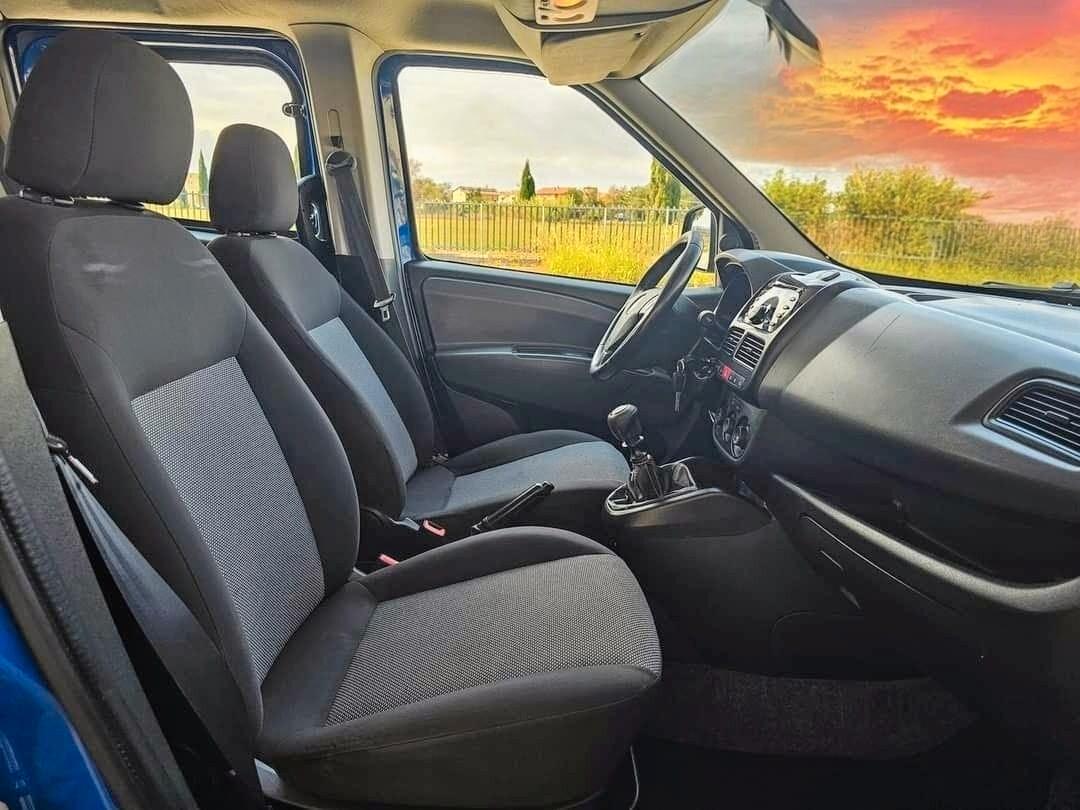 Fiat Doblò 1.4 T-Jet 16V Natural Power Emotion