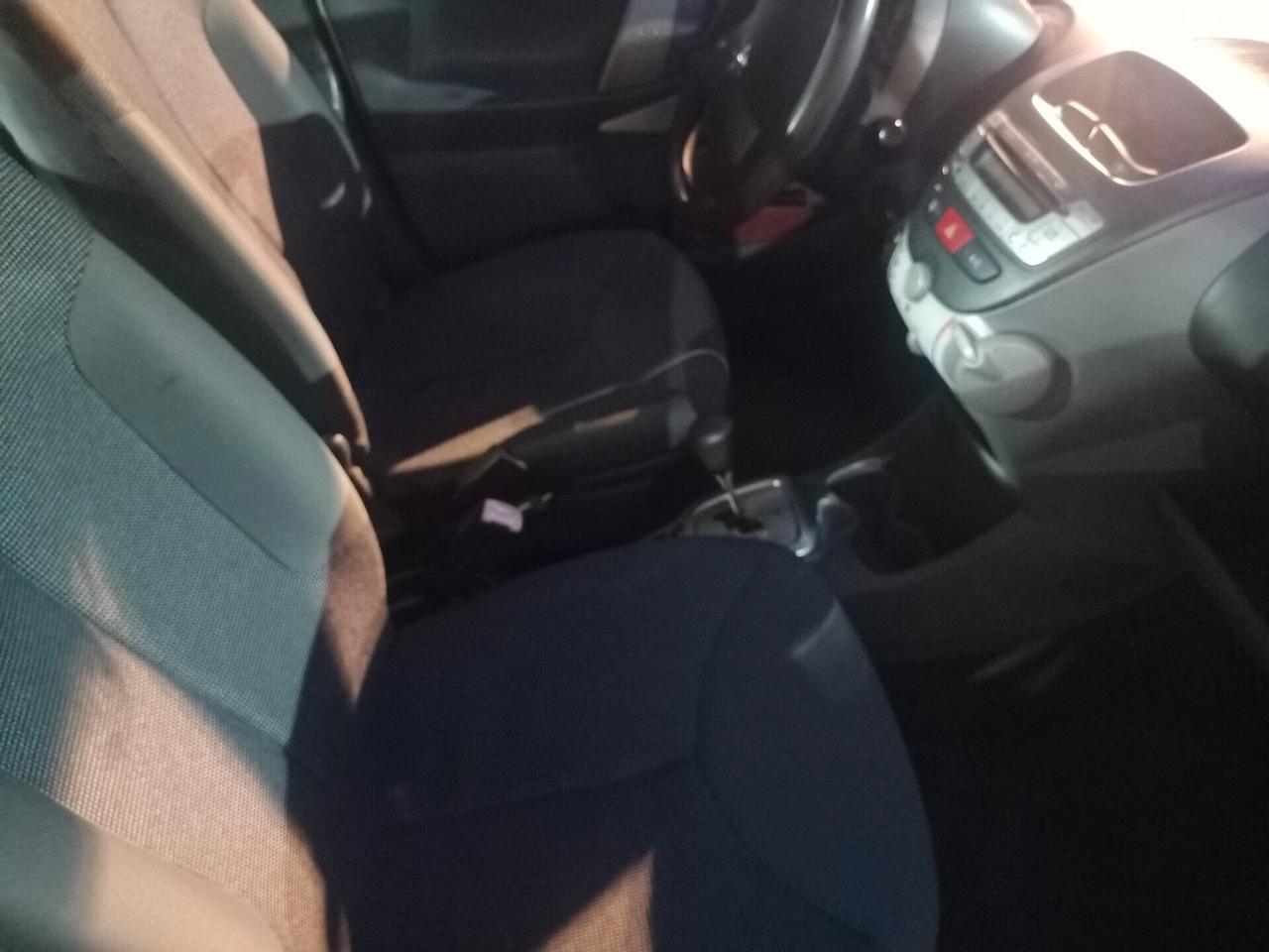 Peugeot 107 1.0 68CV 5p. Sweet Years CAMBIO AUTOMATICO