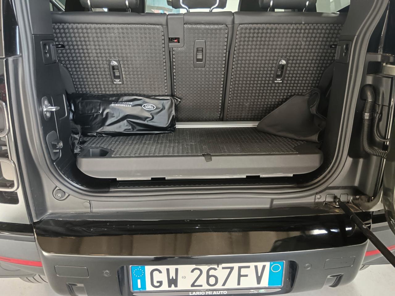 Land Rover Defender 90 3.0D I6 200 CV AWD Auto X-Dynamic SE