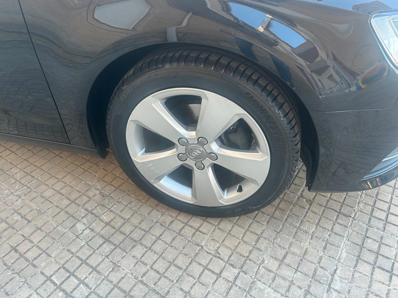 Audi A3 Cabrio 1.6 TDI clean diesel Ambiente