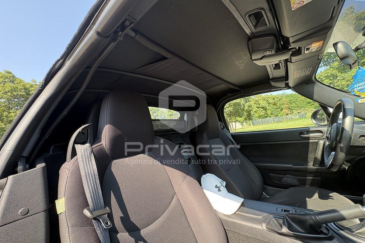 MAZDA MX-5 Roadster 1.8L Fire
