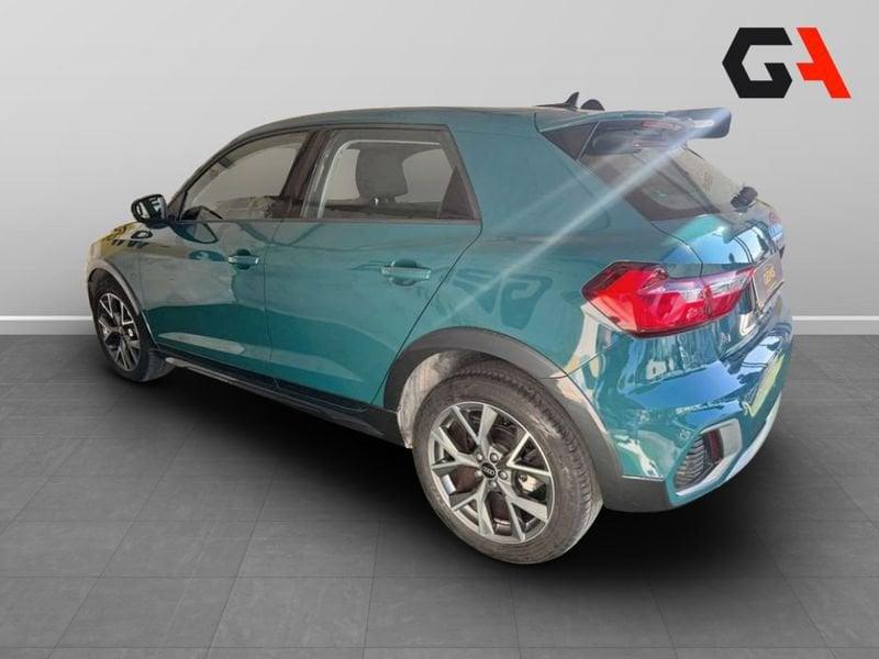 Audi A1 A1 citycarver 30 TFSI Admired