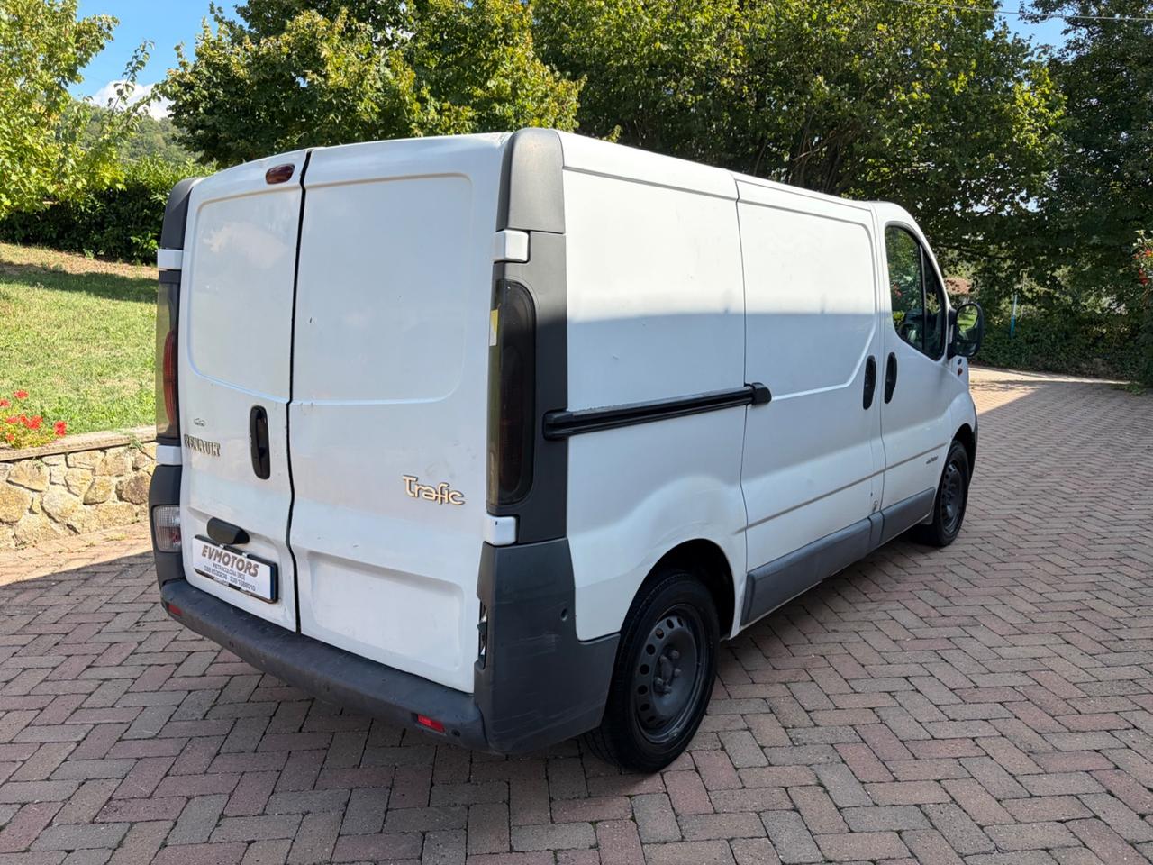 Renault Trafic T27 1.9 dCi/100PC-TN Furg.Confort