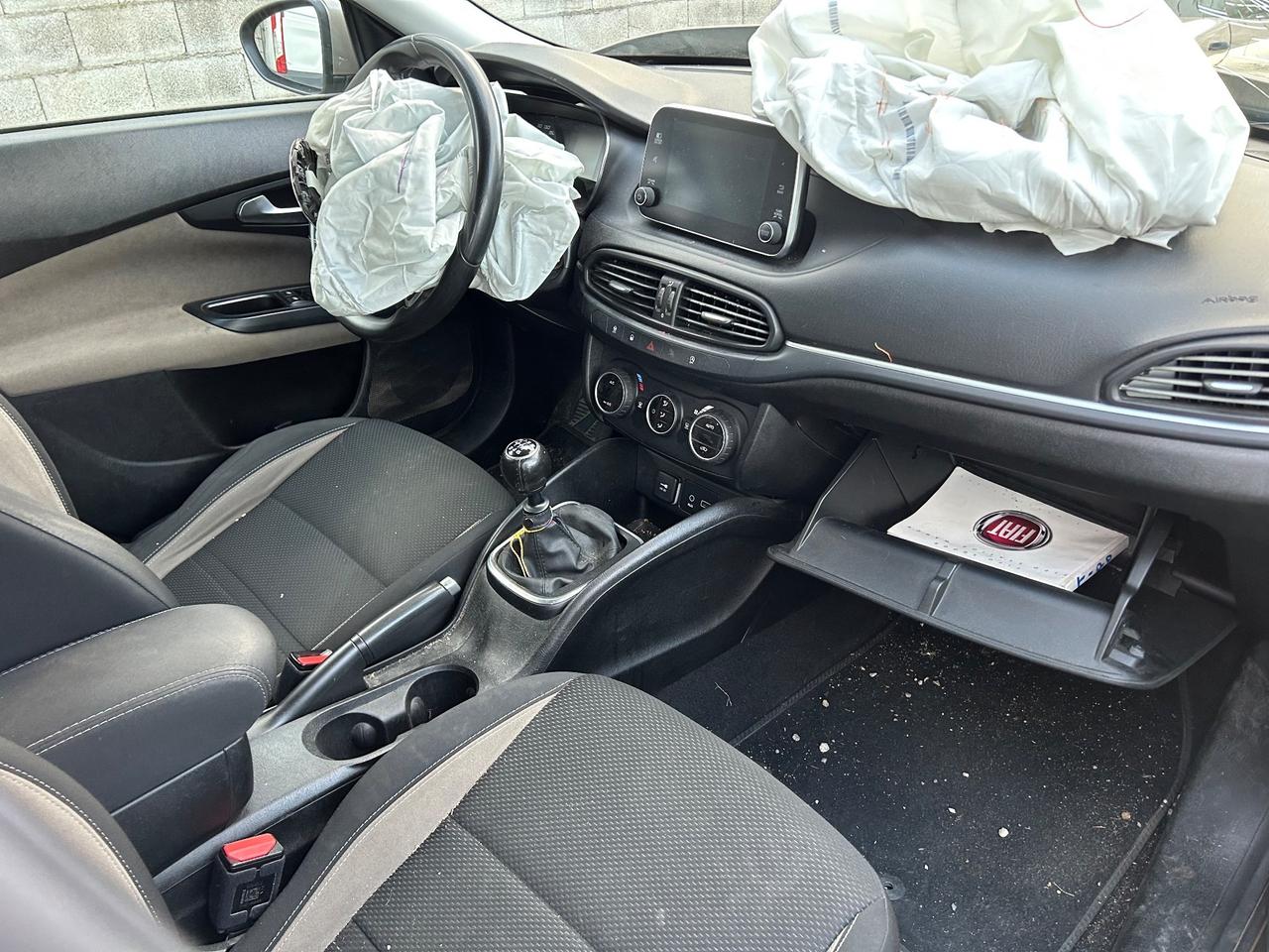 Fiat Tipo 1.6 Mjt S&S SW Lounge