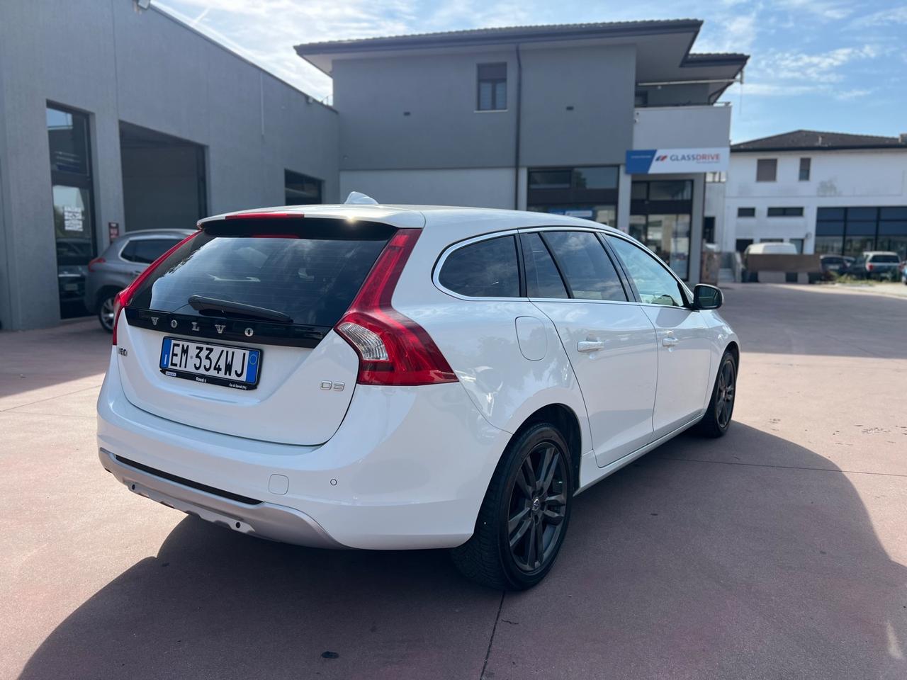 Volvo V60 D3 Geartronic Summum
