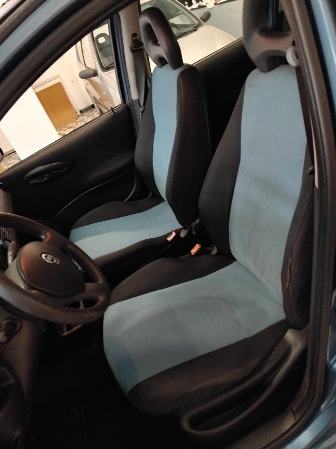 Fiat Punto 1.2 5 porte bConnect