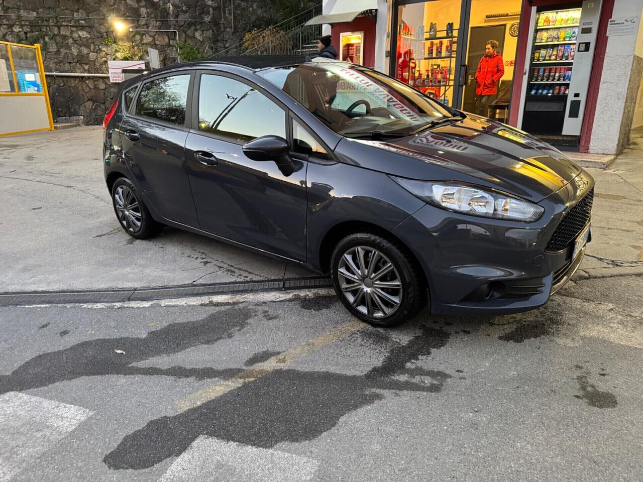 FORD FIESTA 1.0 NEOPATENTATI KM 86 MILA !!