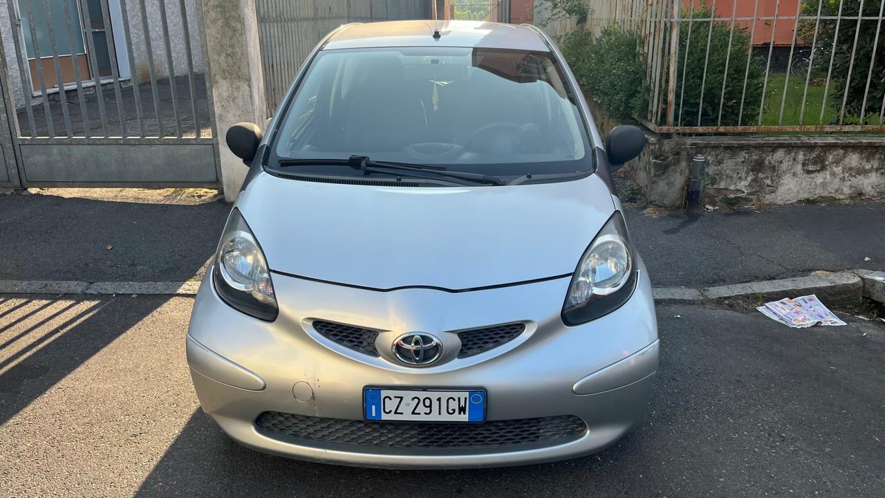 Toyota Aygo 1.0 12V VVT-i 3 porte