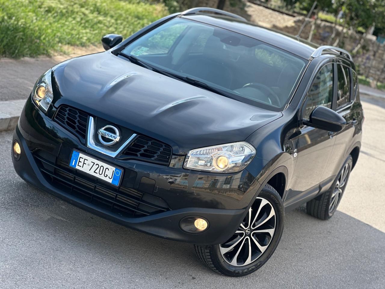 Nissan QASHQAI 1.5 DIESEL - SOLO 130 MILA KM