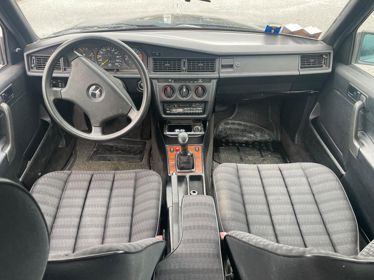 Mercedes-benz 190 1.8 E