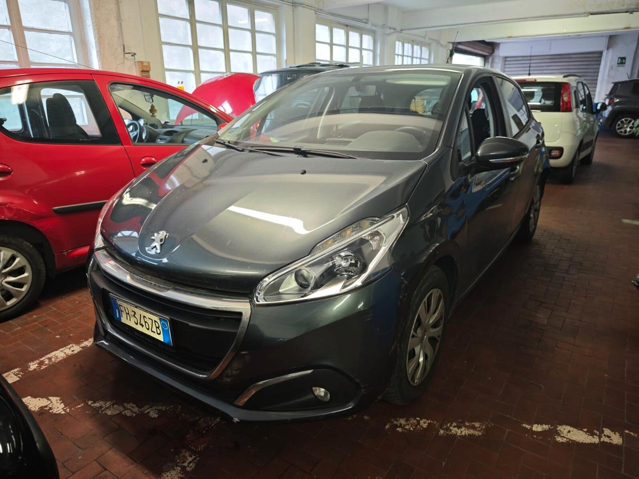 Peugeot 208 BlueHDi 75 5 porte Allure