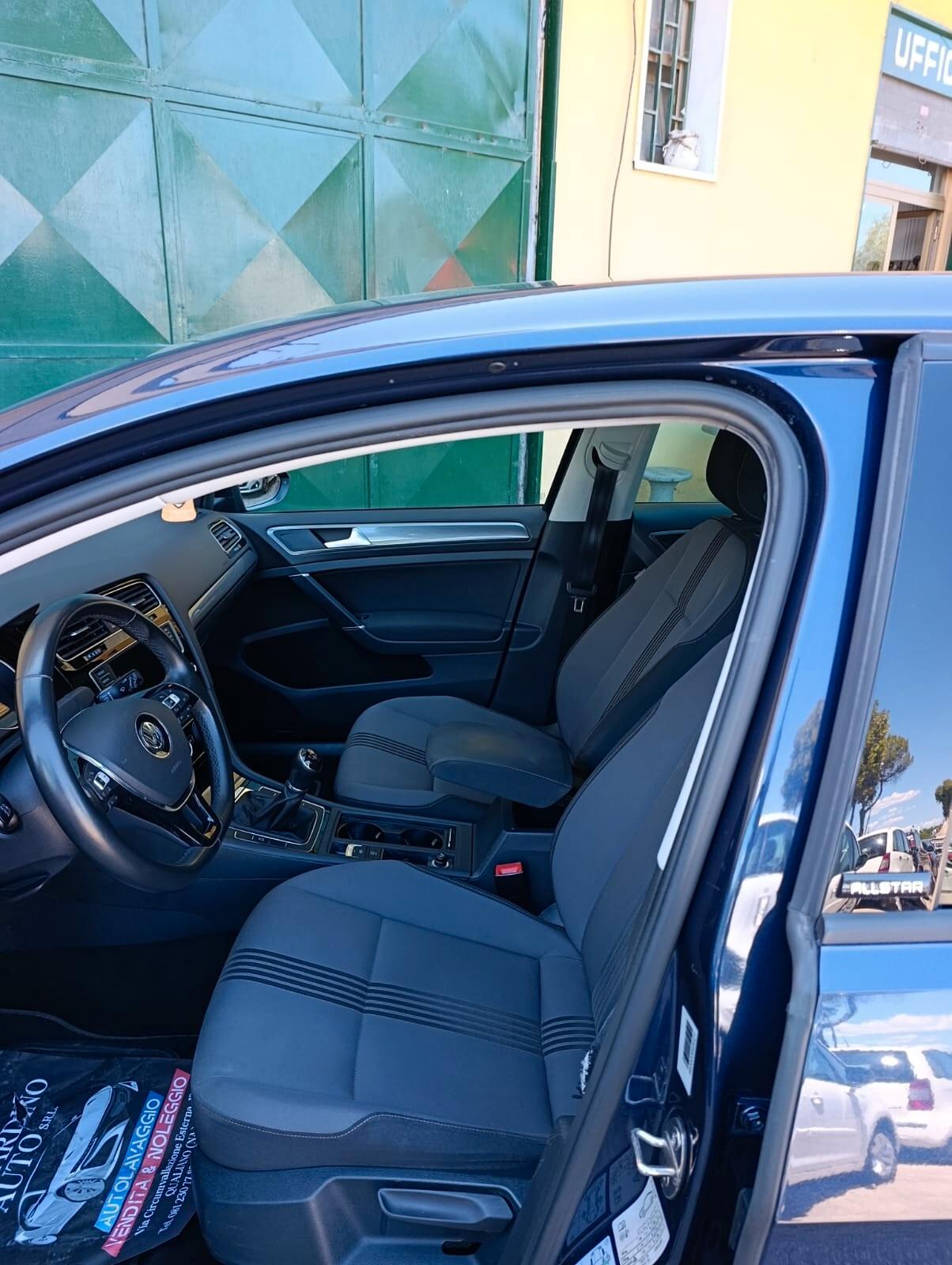 Volkswagen Golf 1.6 TDI Comfortline 2016