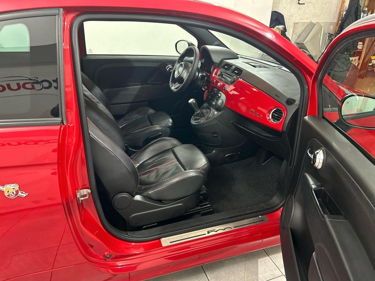 Abarth 500 1.4 Turbo T-Jet essesse