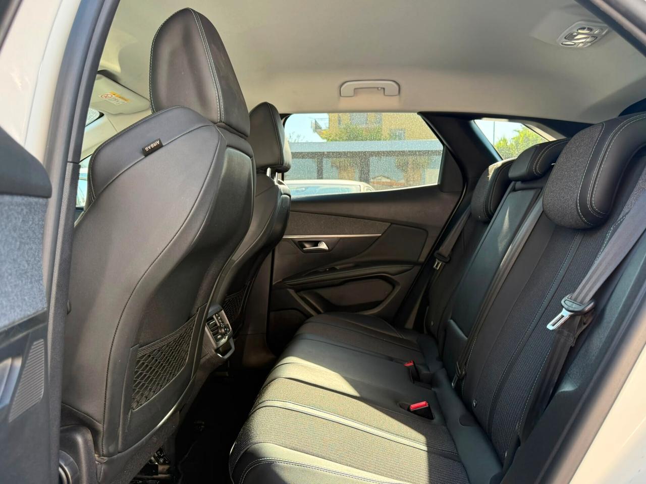 PEUGEOT 3008 2022 BlueHDi 130 S&S EAT8 Allure Pack