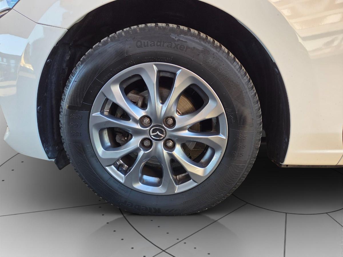 MAZDA 2 1.5 Evolve navi Design Pack 75cv