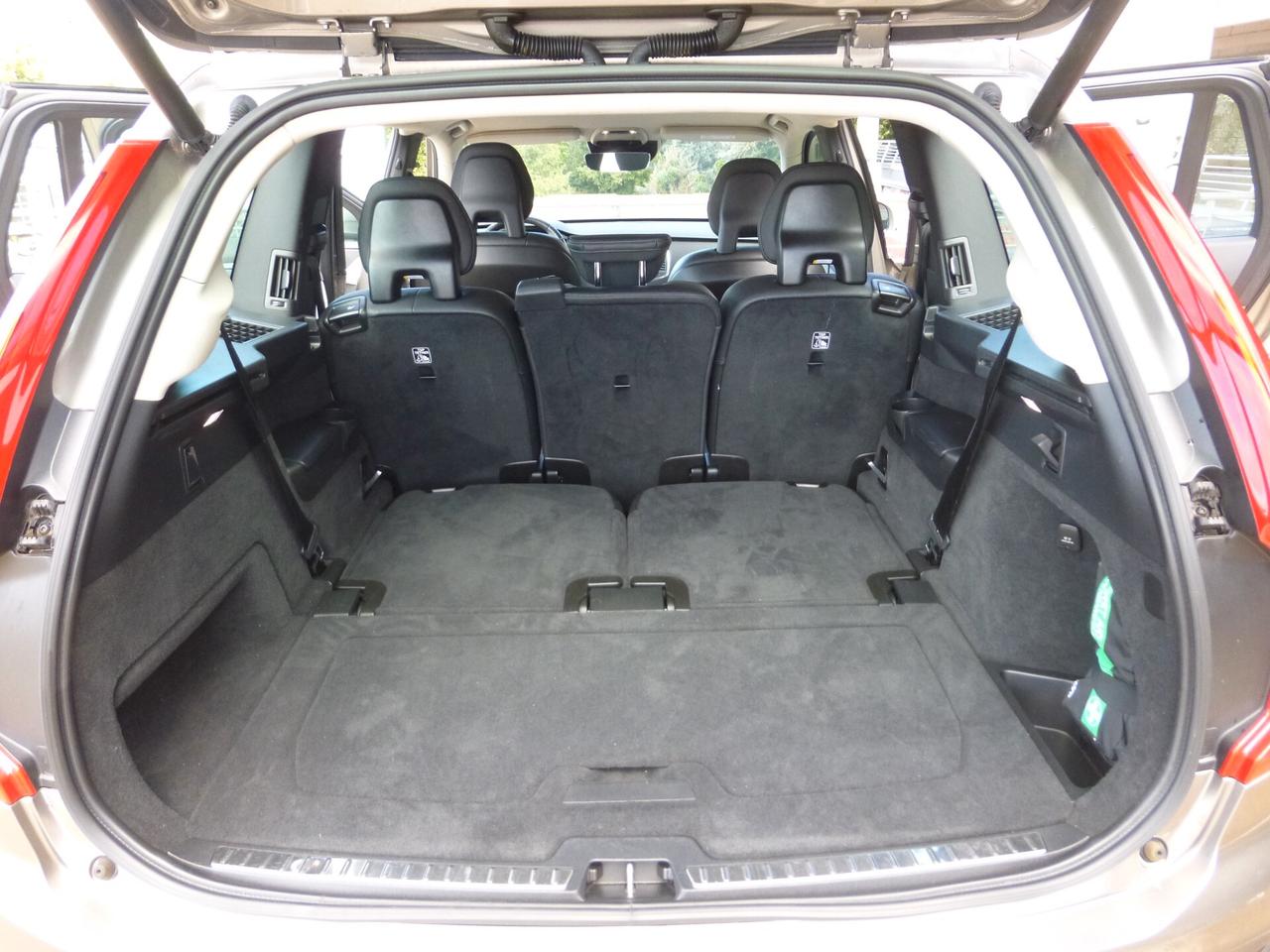 Volvo XC 90 XC90 T8 Recharge AWD Plug-in Hybrid aut. 7 posti Inscription