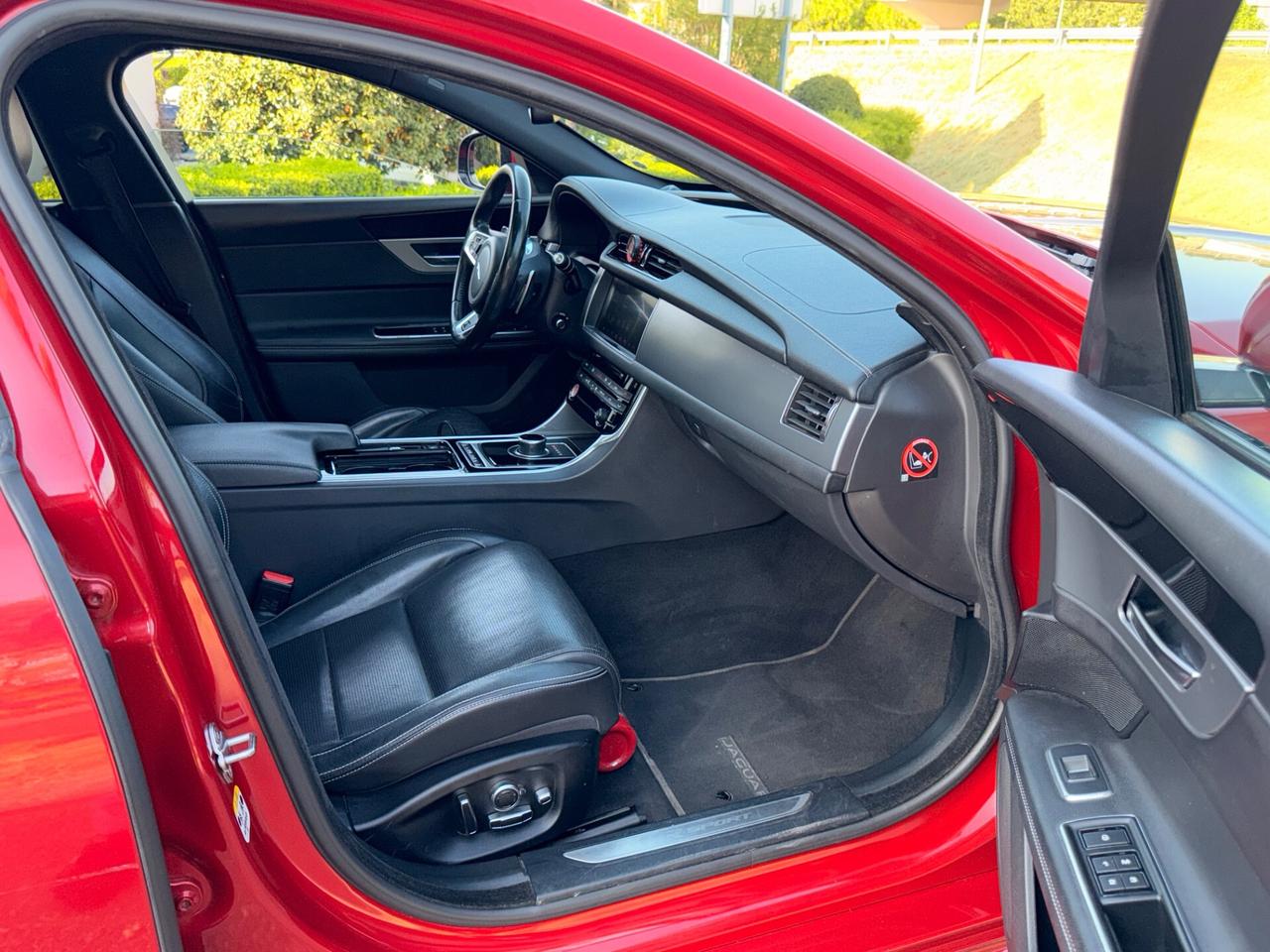 Jaguar XF 2.0D 240 CV AWD R-Sport full pelle tetto EXPORT