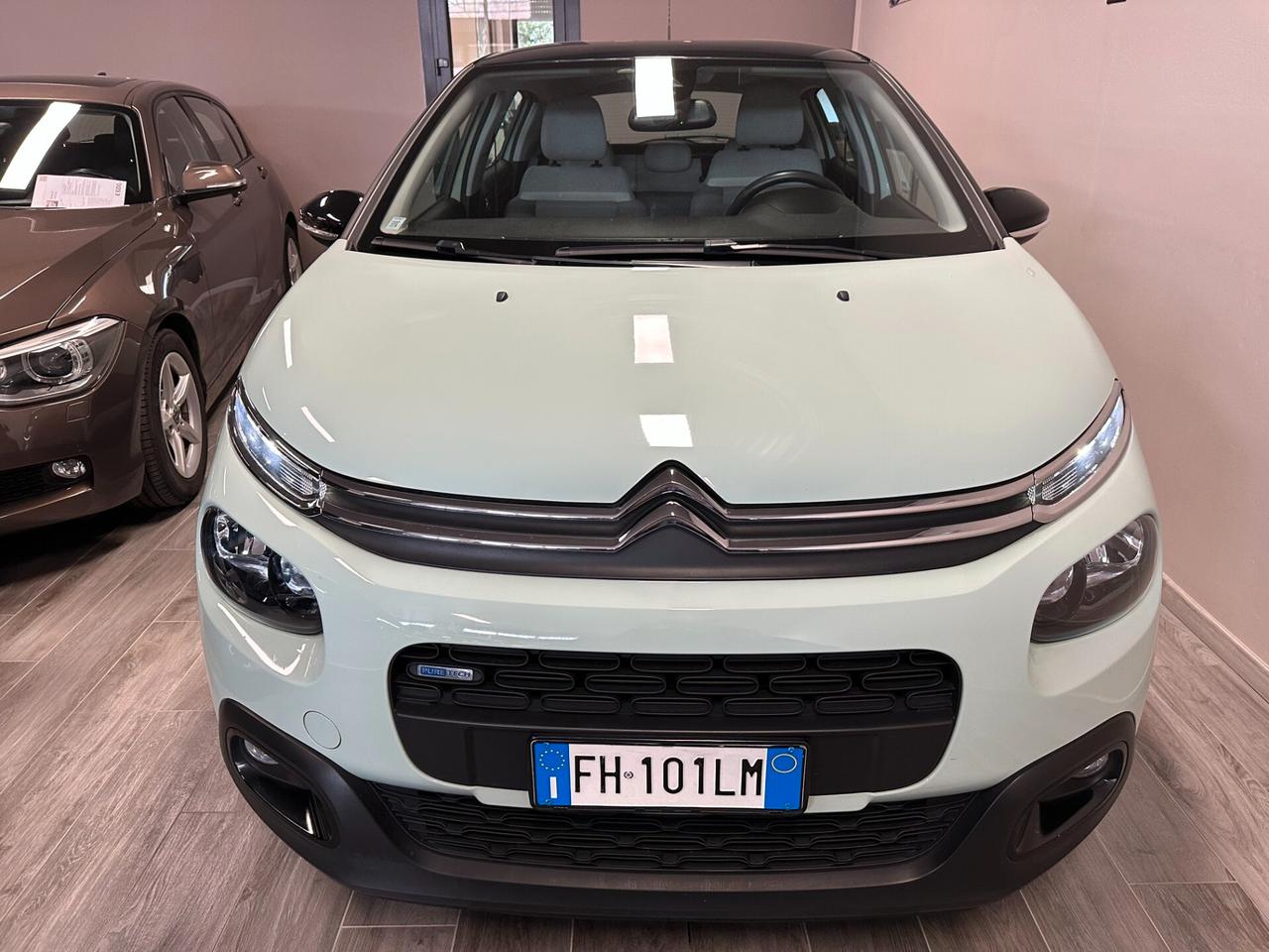 Citroen C3 1.2 Shine 82cv - Neopatentati unicoPro