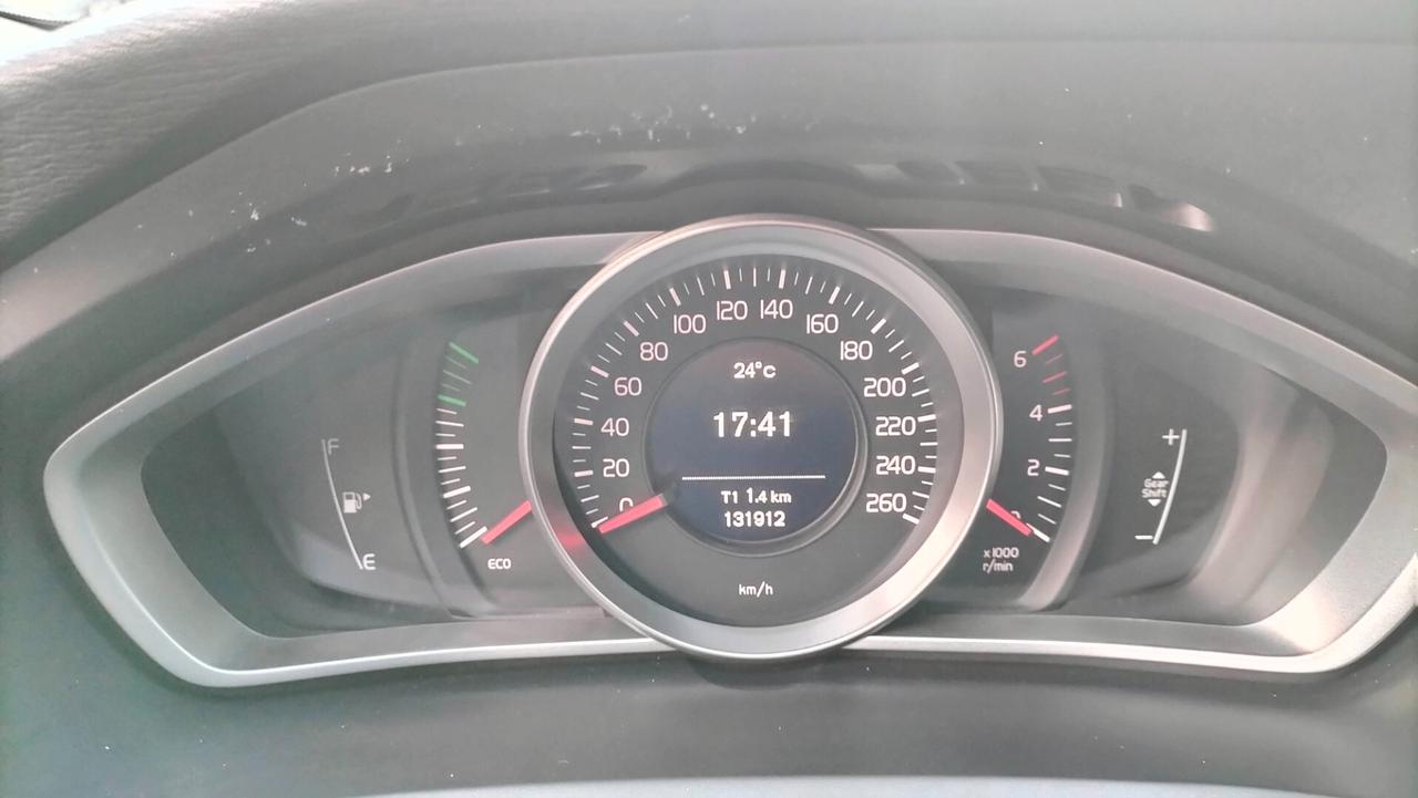 Volvo V40 D2 Momentum **130000KM** PREZZO REALE