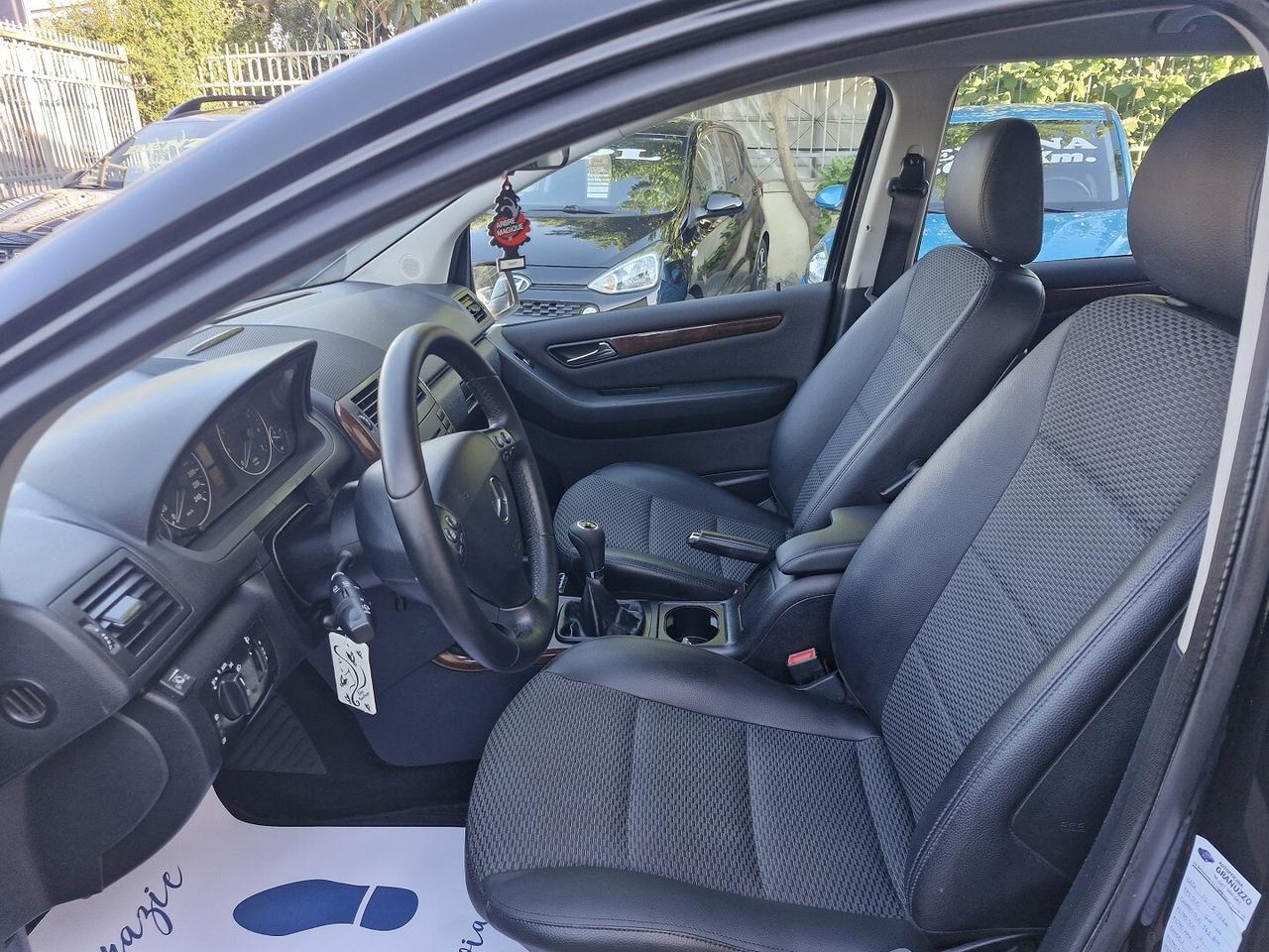 MERCEDES CLASSE A160 BlueEFFICIENCY GPL ANNO 2012